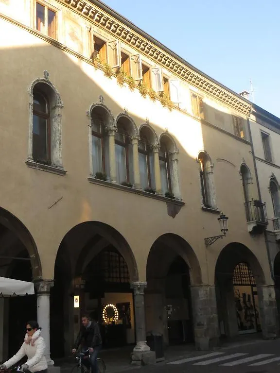 Apartamento Palazzo Altinate - Note Di Piano Padua Italia